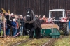 Leonhardiritt in Irrsdorf am 26.10.2015; ZugleistungsprÃ¼fung der Pferde mit Gewichten, die mit einem Zwischenhalt Ã¼ber eine Strecke von 35m gezogen werden mÃ¼ssen  
Foto und Copyright: Moser Albert, Fotograf, 5201 Seekirchen, Weinbergstiege 1, Tel.: 0043-676-7550526 mailto:albert.moser@sbg.at  www.moser.zenfolio.com