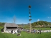 Maibaumaufstellen bei der WaschlmÃ¼hle in Ebenau am 01.05.2019, organisiert vom Trachtenverein "D'Stoawandler" Ebenau;  
Foto und Copyright: Moser Albert