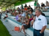 FuÃball-Festspiele in Seekirchen am 04.08.2012
Stadtmusik Seekirchen (grÃ¼n)  - Wiener Philharmoniker (rot)  3:9  
AltbÃ¼rgermeister und AltprÃ¤sident des Lions Club Seekirchen, Johann Spatzenegger,  begrÃ¼sst die GÃ¤ste und wirbt fÃ¼r Spenden fÃ¼r die Sonneninsel  
Foto und Copyright: Moser Albert, Fotograf und Pressefotograf, 5201 Seekirchen, Weinbergstiege 1, Tel.: 0676-7550526 mailto:albert.moser@sbg.at  www.moser.zenfolio.com