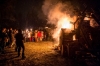 Wintersonnwendfeuer mit Weihnachtsmarkt auf Schloss Sighartstein am 16.12.2017, veranstaltet von Oldtimerfreunde Neumarkt  
Foto und Copyright: Moser Albert, Fotograf, 5201 Seekirchen, Weinbergstiege 1, Tel.: 0043-676-7550526 mailto:albert.moser@sbg.at  www.moser.zenfolio.com