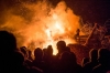 Wintersonnwendfeuer mit Weihnachtsmarkt auf Schloss Sighartstein am 16.12.2017, veranstaltet von Oldtimerfreunde Neumarkt  
Foto und Copyright: Moser Albert, Fotograf, 5201 Seekirchen, Weinbergstiege 1, Tel.: 0043-676-7550526 mailto:albert.moser@sbg.at  www.moser.zenfolio.com