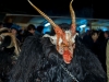 Perchtenlauf in Hof bei Salzburg am Brunnenplatz am 30.11.2013  
mit den SchworzmÃ¼hl Teifin aus Hof, Neumarkter Krampusse und der Schober Perchten Pass aus Thalgau  
Foto und Copyright: Moser Albert, Fotograf und Pressefotograf, 5201 Seekirchen, Weinbergstiege 1, Tel.: 0676-7550526 mailto:albert.moser@sbg.at  www.moser.zenfolio.com