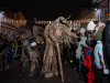 Perchtenlauf in Mondsee am 01.12.2024;  
Passen aus dem MondSeeLand und der Umgebung mit insgesamt ca. 150 Perchten versammeln sich im Ortszentrum und zeigen ihre meist handgeschnitzten Perchtenmasken.  
Foto und Copyright: Moser Albert, Fotograf, 5201 Seekirchen, Weinbergstiege 1, Tel.: 0043-676-7550526  albert.moser@sbg.at  www.moser.zenfolio.com