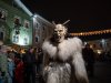 Perchtenlauf in Mondsee am 01.12.2024;  
Passen aus dem MondSeeLand und der Umgebung mit insgesamt ca. 150 Perchten versammeln sich im Ortszentrum und zeigen ihre meist handgeschnitzten Perchtenmasken. "Irrsee Pass"  
Foto und Copyright: Moser Albert, Fotograf, 5201 Seekirchen, Weinbergstiege 1, Tel.: 0043-676-7550526  albert.moser@sbg.at  www.moser.zenfolio.com