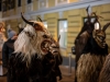 Traditioneller Krampuslauf der Wallersee Perchten mit Gastgruppen in Seekirchen am 03.12.2022  
Foto und Copyright: Moser Albert, Fotograf, 5201 Seekirchen, Weinbergstiege 1, Tel.: 0043-676-7550526 mailto:albert.moser@sbg.at  www.moser.zenfolio.com