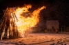 Rauhnachtstreiben mit Wintersonnendfeuer beim Gasthaus Kaiserbuche am Haunsberg am 29.12.2017  
Foto und Copyright: Moser Albert, Fotograf, 5201 Seekirchen, Weinbergstiege 1, Tel.: 0043-676-7550526 mailto:albert.moser@sbg.at  www.moser.zenfolio.com